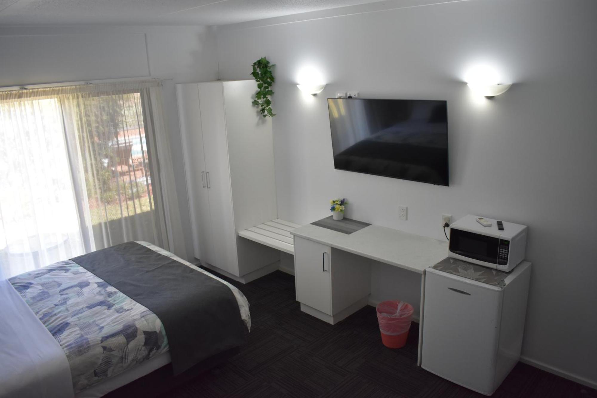 Riviana Motel Deniliquin Exterior foto