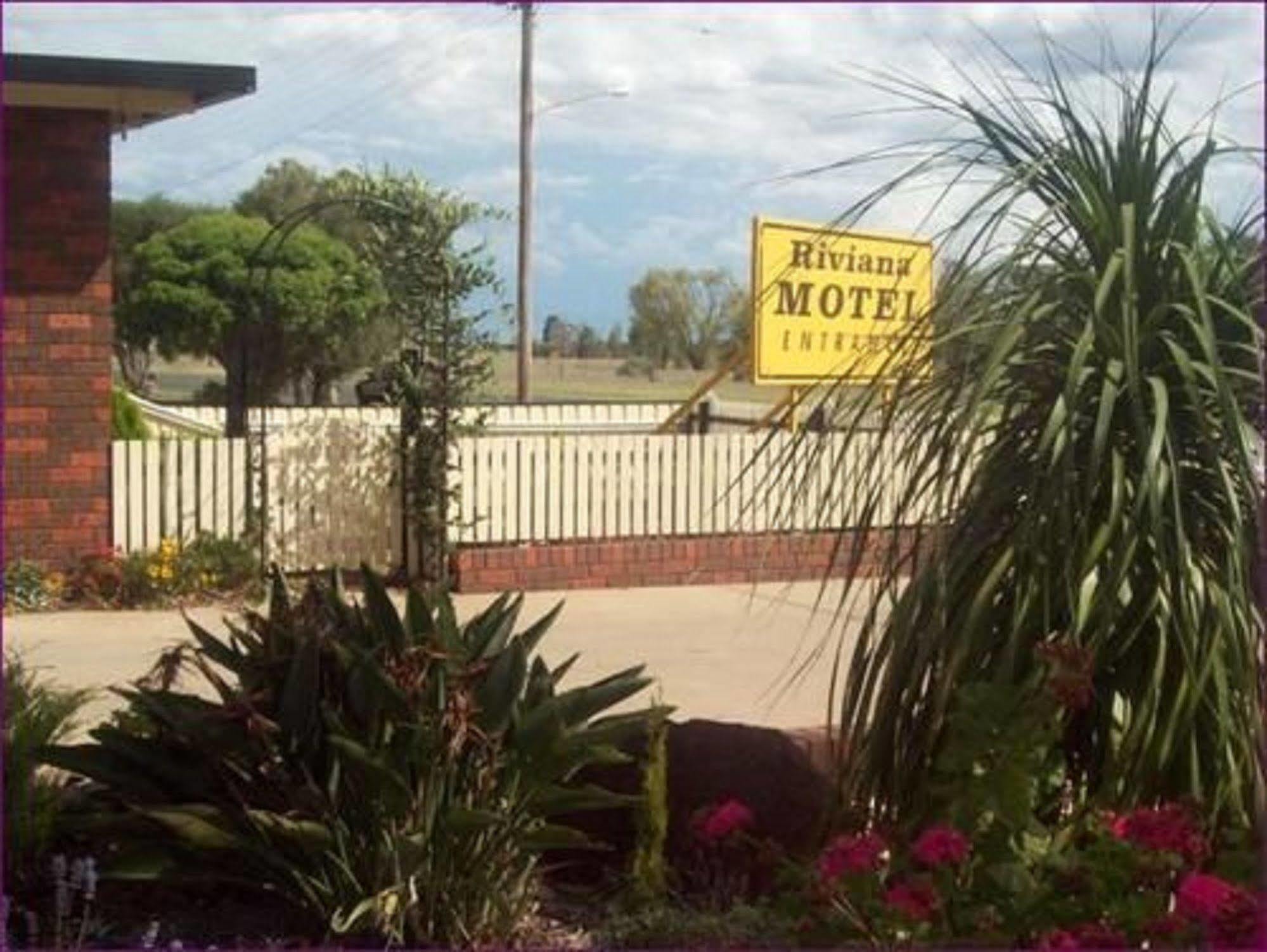 Riviana Motel Deniliquin Exterior foto